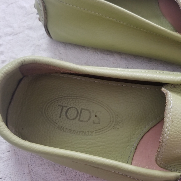 Tod's Green Leather Loafers - Picture 5 of 10